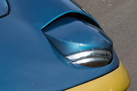 Lotus Elan Sprint DHC (1972) - die Scheinwerfer klappen per Motor-Unterdruck aus