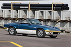 Lotus Elan Sprint DHC (1972) - "streng plastic" - die Firmenbezeichnung im Hintergrund passt perfekt