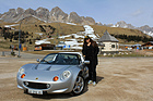 Bild: Lotus Elise (1995) - Elisa Artioli mit dem nach ihr benannten Elise