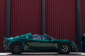 Lotus Elise Mk 2 (2001) - at the "Fantastic Plastic" meeting 2013
