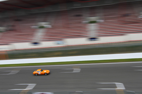 Lotus Elite (1960) an der Spa Classic 2015 in der Gruppe der Sixties' Endurance