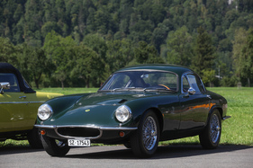 Lotus Elite (1960) - ohne separates Chassis, aber mit selbsttragender Kunststoff-Karosserie und Coventy-Climax-Motor - BCM 2022