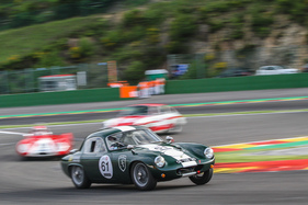 Lotus Elite (1961) an der Spa Classic 2015 in der Gruppe der Sixties' Endurance