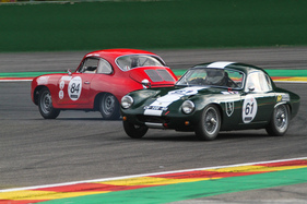 Lotus Elite (1961) an der Spa Classic 2015 in der Gruppe der Sixties' Endurance
