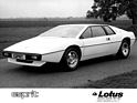 Lotus Esprit (1977) - die Serienversion bewegte sich designtechnisch sehr nahe am Koneptfahrzeug von Giugiaro