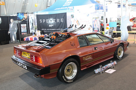 Bild Lotus Esprit Essex Turbo (1980) - gebaut für den James-Bond-Film "For your eyes only" - Retro Classics Stuttgart 2017