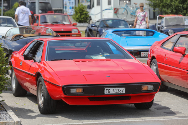 Lotus Esprit S1 (1977) - Flachman der ersten Serie, so ähnlich fuhr ihn James Bond - Fantastic Plastic Rickenbach 2023