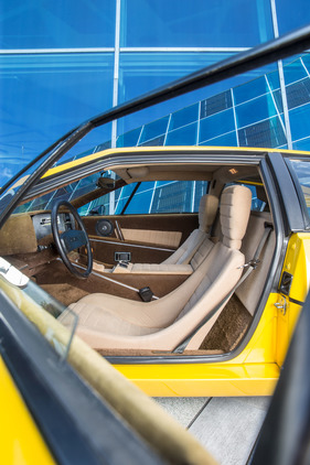 Lotus Esprit S1 (1978) - keine Spur von Tradition - hypermodernes Interieur der Siebzigerjahre