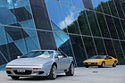 Lotus Esprit S1 (1978) und Lotus Esprit V8 GT (1998) - der moderne Wagen fährt seinem Urahnen davon