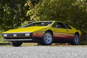Lotus Esprit S2 (1978) - als Lot 06 an der Artcurial-Versteigerung "Sur les Champs 11" in Paris am 5. November 2017 Lotus Esprit S2 (1978) - als Lot 06 an der Artcurial-Versteigerung "Sur les Champs 11" in Paris am 5. November 2017
