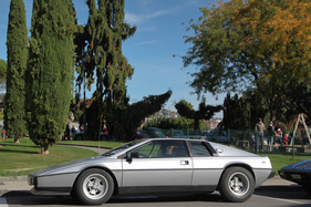 Lotus Esprit S2 - mit Frontspoiler und allerlei Verbesserungen gegenüber dem S1 - Swiss Classic British Car Meeting Morges 2017