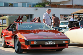 Bild Lotus Esprit Turbo (1981) - wie von James Bond im Film "In tödlicher Mission" in Cortina d'Ampezzo gefahren - Dolder Classics September 2020