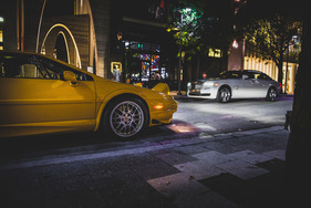 Junge Autos mit dem gewissen Etwas bei RM in Miami am 10. Dezember 2022