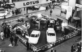 Lotus Europa (1970) - auf dem Lotus-Stand an der London Motor Show - Elan als Vorserien-Sprint, Europa und Super Seven zusammen