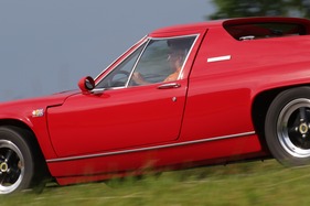 Lotus Europa Special (1973) - man beachte die Form der Seitenscheiben