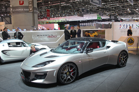 Lotus Evora 400 - nachgeschärft - auf dem Genfer Automobilsalon 2015