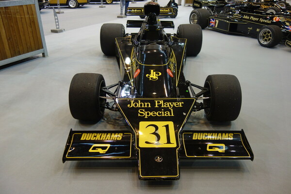 Lotus-Formel-1-Monoposto in der Sonderschau "50 Jahre John Player Special" - Essen Motor Show 2022