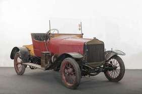 Louis Pouron 8 HP (1907) - as lot 341 at the Artcurial auction on the occasion of the Rétromobile in Paris 2018