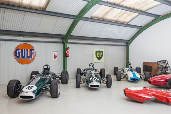 Lutziger Classic Cars - Rennwagen sind Koni Lutzigers Passion