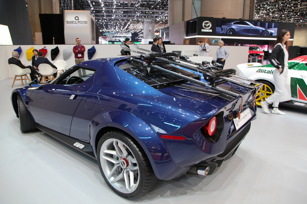 MAT New Stratos (2019) - Heckansicht - Genfer Automobilsalon 2019