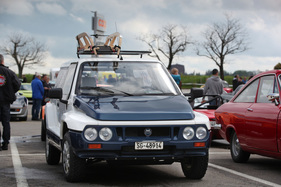 Bild MEGA MBE 400 (1996) - mit Schlitten auf dem Dach - Fantastic Plastic 2019