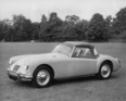 MG A 1959 - von schräg vorne links, geschlossen