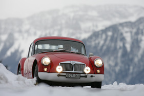 MG A Coupé (1959) - ohne die standardmässigen Stossfänger unterwegs