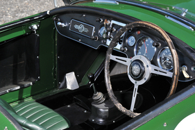 MG A Twin Cam (1959) - als Lot 121 an der RM/Sotheby's Versteigerung in London am 7. September 2015
