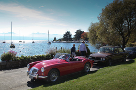 Bild MG A - herrlich postiert am Quai - Swiss Classic British Car Meeting Morges 2017