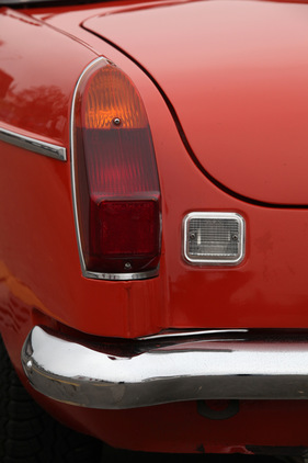 MG B (1972) - Heckleuchten