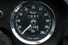 MG B (1972) - Instrumente von Smiths