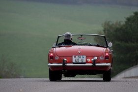 MG B (1972) - perfekte Rundumsicht