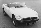 Bild: MG B (1977) - mit den von Amerika verlangen robusten Stossfängern
