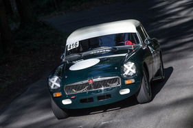MG B (1981) - am Michaelskreuzrennen 2014