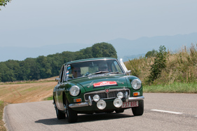 MG B GT (1967) – RAID Suisse-Paris 2013