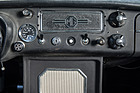 MG B GT (1970) - Platz für das Autoradio