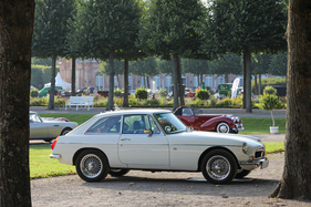 Bild MG B GT (1970) - das Coupé mit dem Heck von Pininfarina - 20. ASC Classic-Gala Schwetzingen 2024