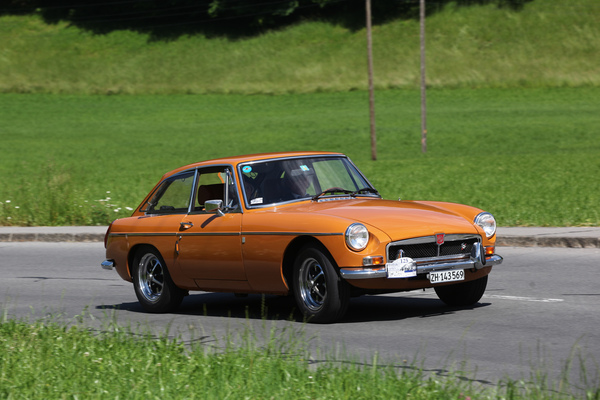 MG B GT (1970) - wenn TD und YA nicht wollen - Oldtimer in Obwalden (O-iO) 2019