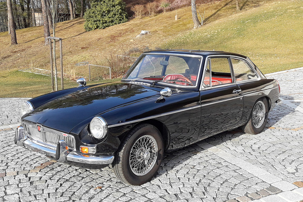 Bild: MG B GT (1973) - als Lot 13 an der Versteigerung der Oldtimer Galerie in Toffen am 28. März 2020