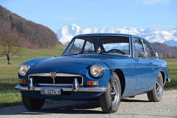 MG B GT (1974) - als Lot 36 an der Versteigerung der Oldtimer Galerie Toffen am 21. April 2018