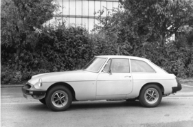 MG B GT (1975) - die amerikanischen Gummistossstangen gerieten dem Coupé nicht zur Zierde