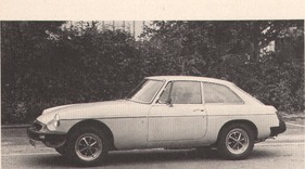 MG B GT V8 
