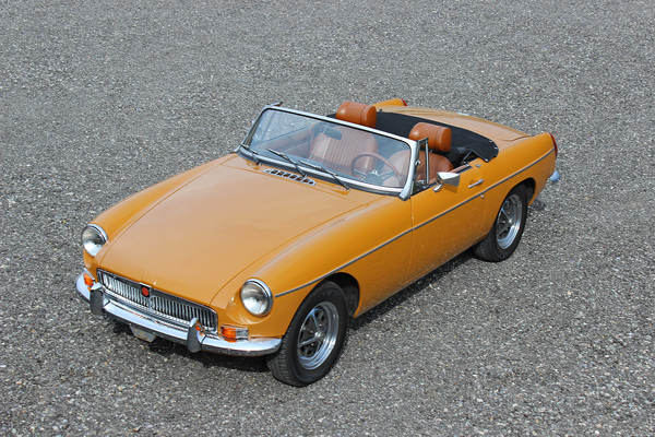 MG B Roadster (1976) - angeboten an der Versteigerung der Oldtimer Galerie in Toffen am 28. November 2015