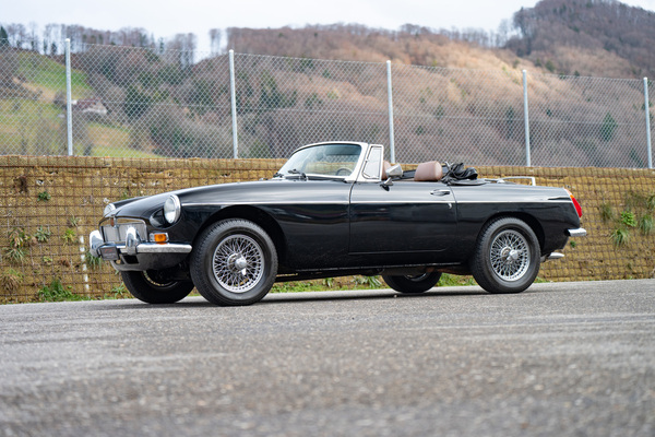 Image: MG B Roadster (1980) - on March 21, 2026 at the auction of the Oldtimer Galerie Toffen