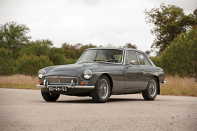 MG C GT (1969) - als Lot 114 an der RM/Sotheby's-Versteigerung "The Sáragga Collection" 2019