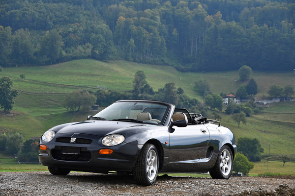 Image: MG F 1.8 MPI (1997) - offered as lot 105 at the Oldtimer Galerie Toffen auction on October 16, 2021