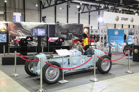 MG K3 (1933) am Stand des ACS; einst gefahren von Reg Parnell – Swiss Classic World Luzern 2022