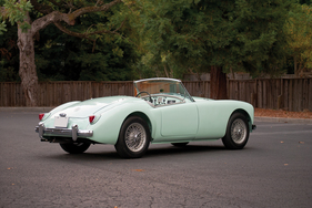 MG MGA 1600 Roadster (1959) - as lot 164 at the RM auction in Arizona on January 15/16, 2015