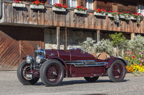 MG Magnette NE (1934) - die kleinen Dämpfer lassen erahnen, dass der Motor nicht leise klingt