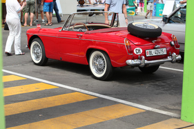 MG Midget (1962) - mit aufgesetztem Reserverad (3. Youngtimer- und Classictreffen Pratteln am 15. Juli 2018)